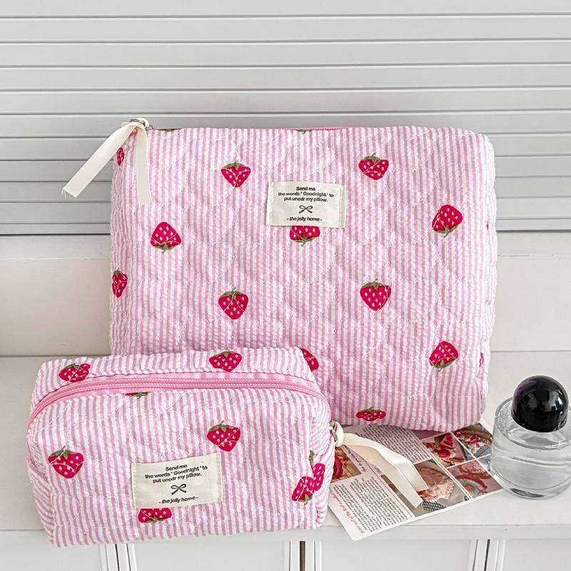 Cosmetic Bag With Strawberry Stripes And Quilted Polyester For Daily Use