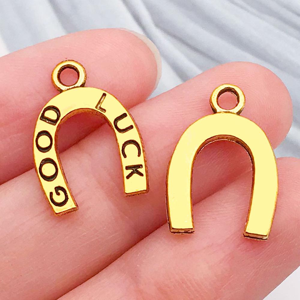 Cross-border Cowboy Western Bracelet: Horseshoe, Hat, Cactus Alloy Pendants for DIY Jewelry.
