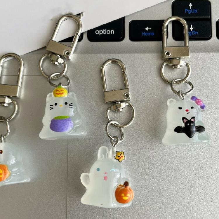 Geister Katze Design Schlüsselanhänger Schönes Harz Accessoire Auffälliger Taschenanhänger Für Frauen Und Beste Freundin