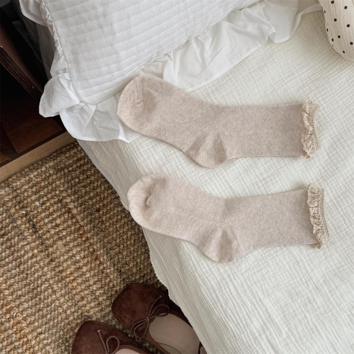 Korean Style Socks Sweet Lace Mid Calf Socks Ballet Style Girls Double Needle Slouch Socks for Women Daily Casual Fashion Wear One Size