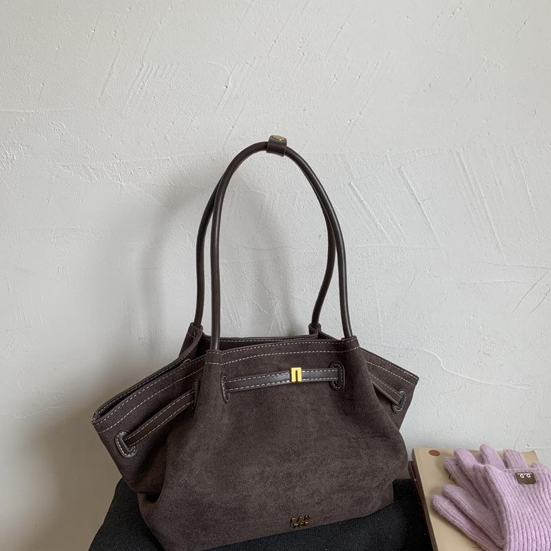 

Tote bag women s large capacity 2025 new bag women s shoulder bag high-end texture retro work commuter women s bag темно-коричневого