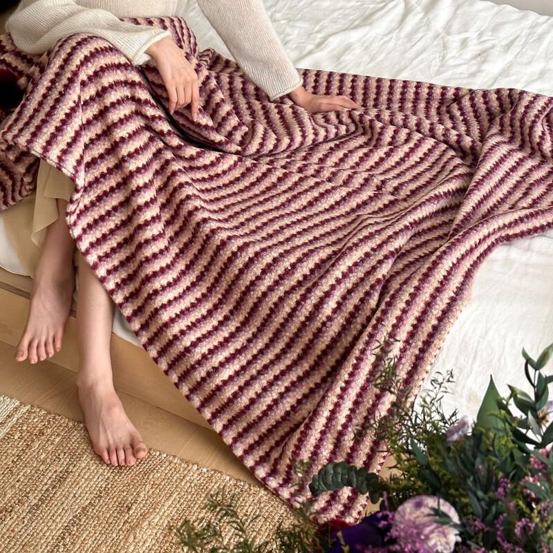 OEING Double-Sided Heidi Berry Throw Blanket 100x150cm