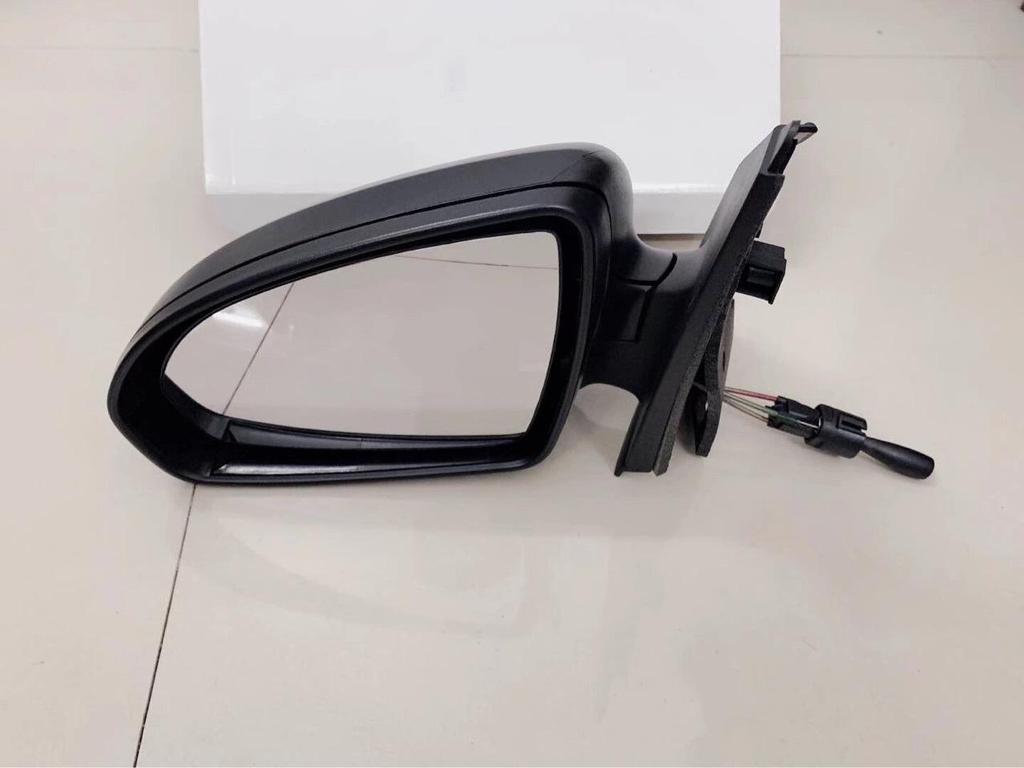 Levá strana manuální montáž pro příslušné chytré zpětné zrcátko (A4518103016C22A)