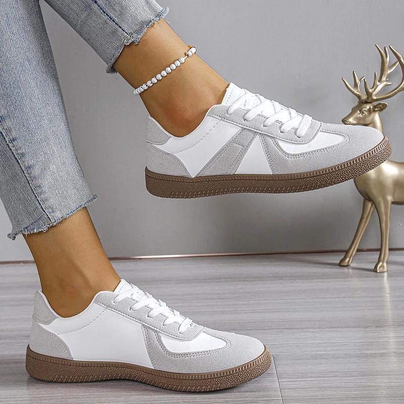 New Patchwork Flat Heel Sneaker Women Spring Autumn Soft Sole Casual Shoes Woman Lace Up Non Slip Tennis Running Shoes