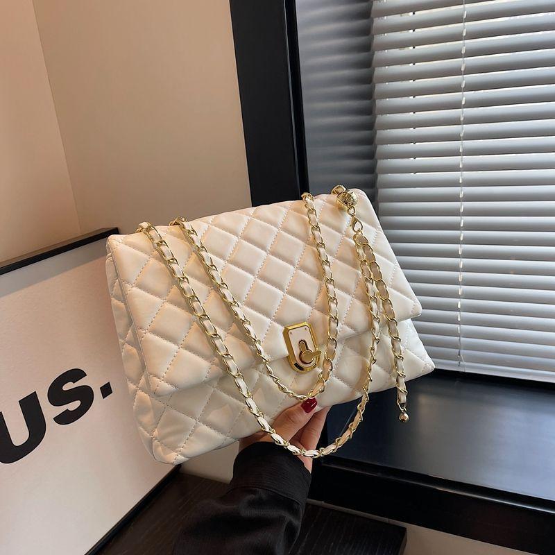

Large-capacity diamond bag, new chain bag, high-end sense of foreign style, versatile single shoulder messenger tote bag белый