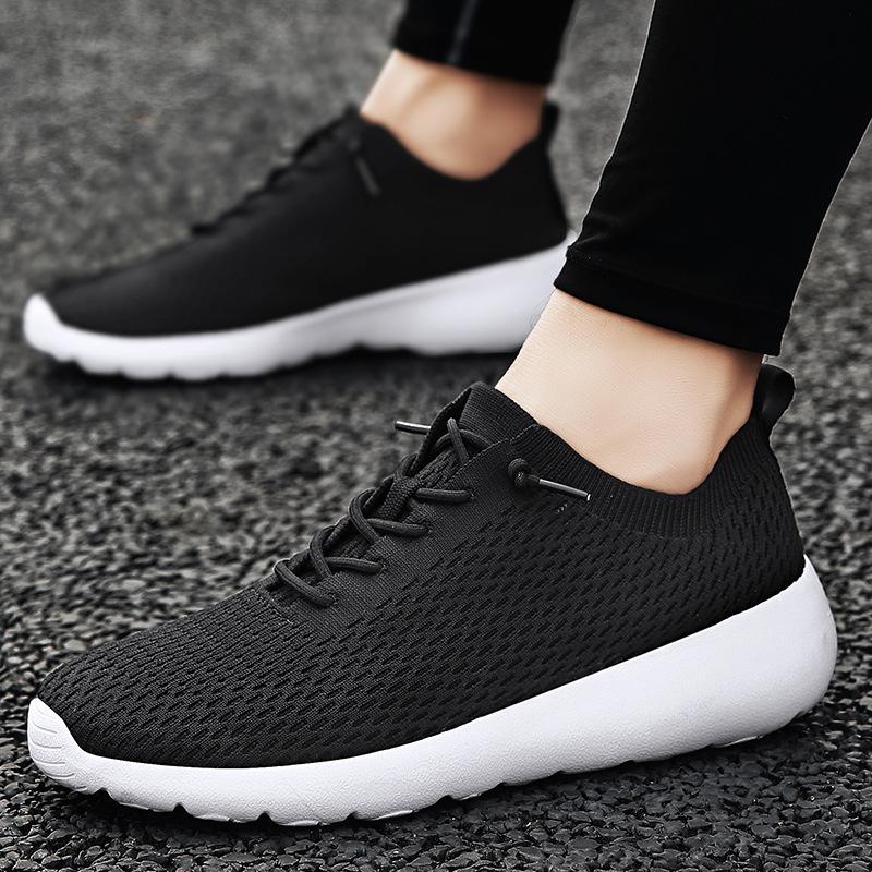 Couple Casual Shoes Soft-sided Knitted Shoes Summer Soft-soled Fly-knitted Shoes Men's New Socks Shoes
