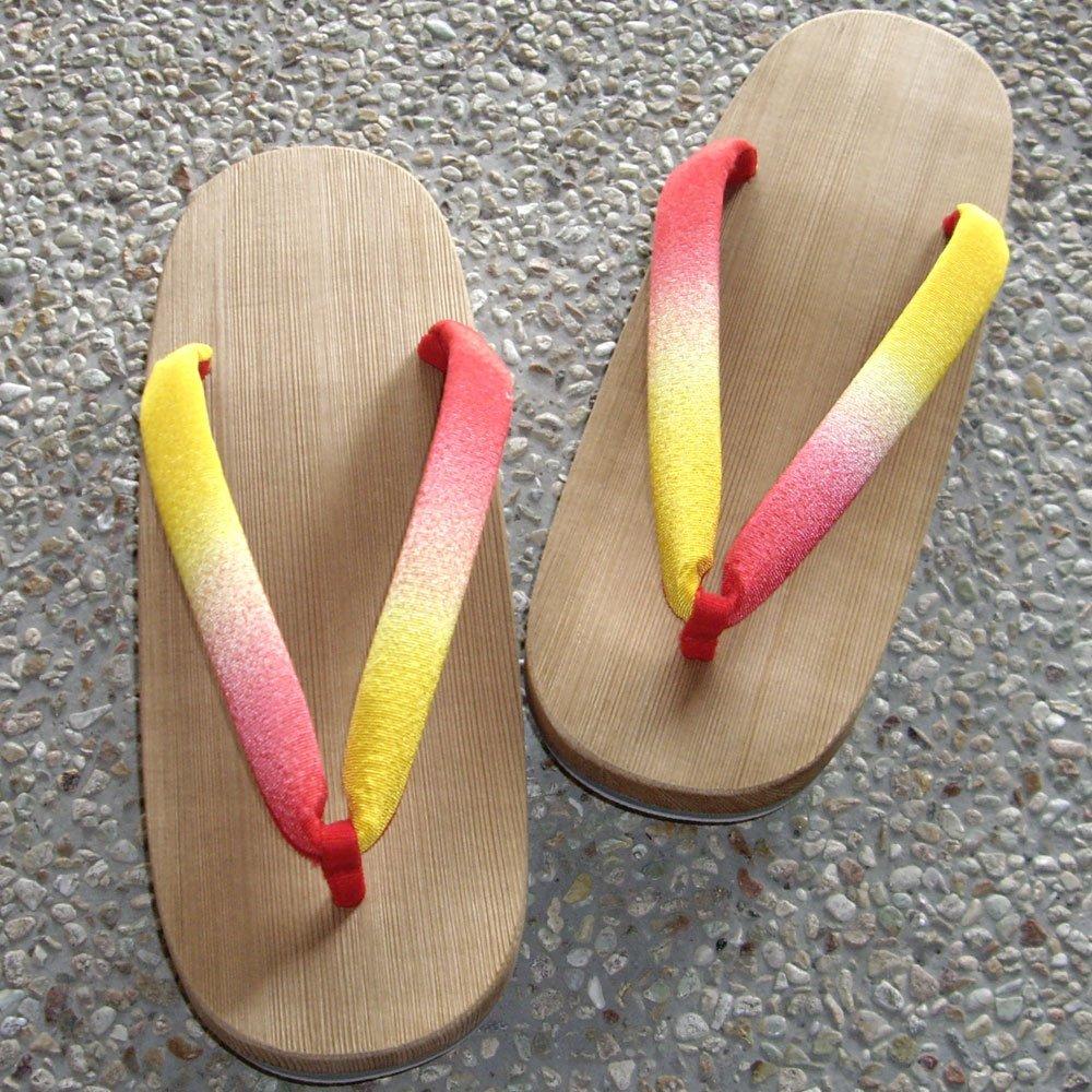 Kiso Nezuko Geta: Women's Geta with a Blurred Yellow-Red Pattern, a Traditional Craft Made in Japan, Carrying on 300 Years of Tradition