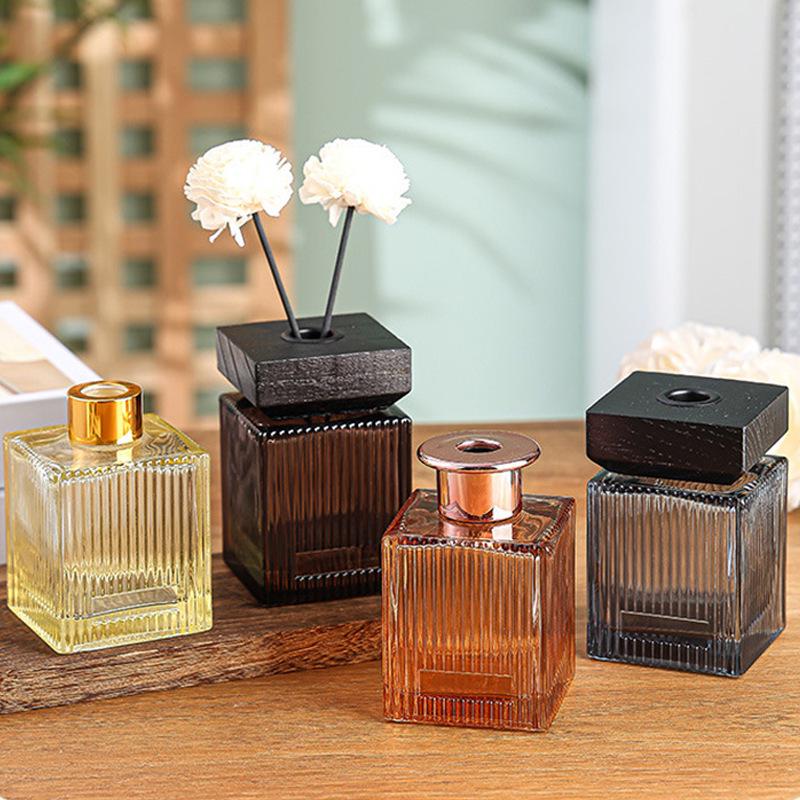 Fireless Aromatherapy Square Glass Diffuser Bottle for Home or Hotel - Perfume Essential Oil with Rattan Volatilization