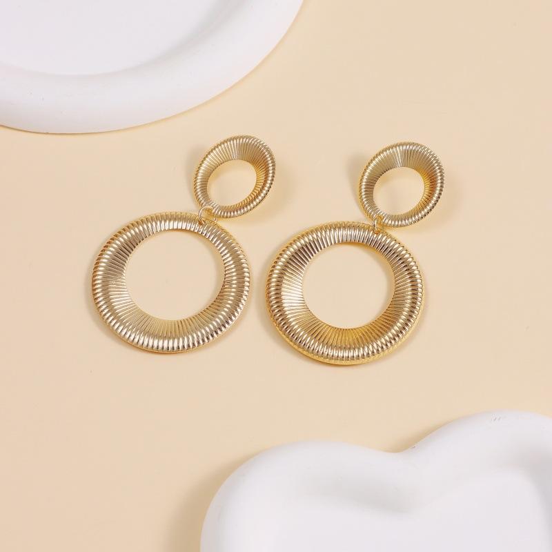 Fashion exaggerated versatile double-circle earrings women's light luxury high-end striped earrings creative earrings