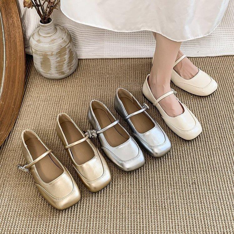 French retro Mary Jane shoes new autumn light mouth silver small leather shoes Doudou shoes single shoes