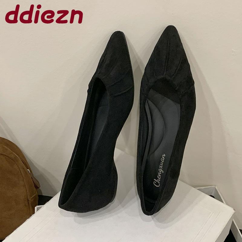 Fashion Female Low Heel Footwear Pumps Ladies Shallow Shoes Fashion Flock Pointed Toe Elegant Women Heeled Slides Shoes
