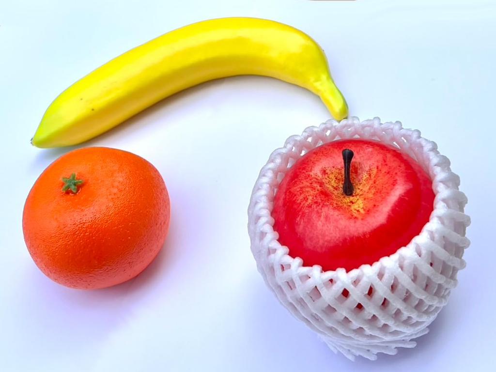 6-inch Offering Table, Tame Color, Yamanaka Lacquerware, Set of Three Kinds of Fruit Offerings