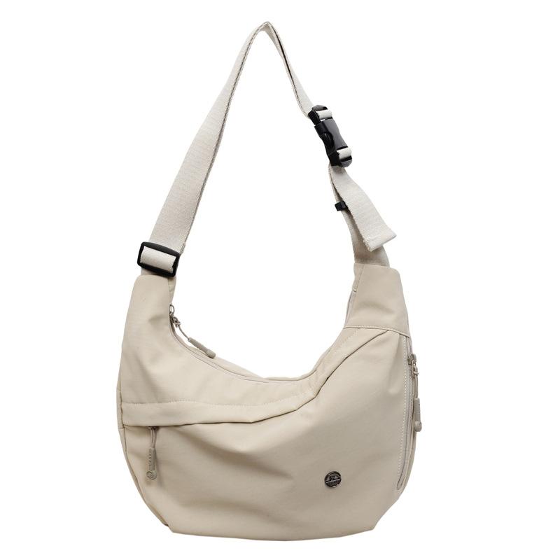 Lightweight Nylon Crossbody Bag for Women – Sleek & Water-Resistant Design with Adjustable Strap, Perfect for Daily Use