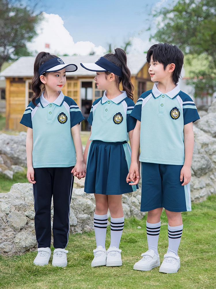 Dětská školní uniforma set: Letní třídílné a jarní/podzimní čtyřdílné varianty pro sport a nošení do třídy