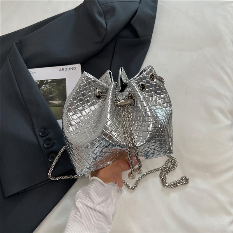 Portable Bucket Bag Women's New Summer Small Satchel Crossbody Fashion Trend Chain Bag