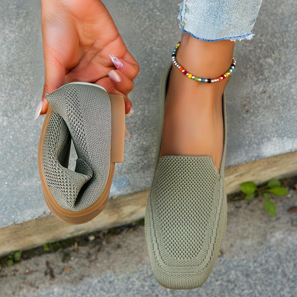 Women's Slip-on Flat Shoes, Breathable Square-toe Wide-fit Large-size Shoes, Casual Lightweight Walking Shoes for All Seasons, Women Shoes