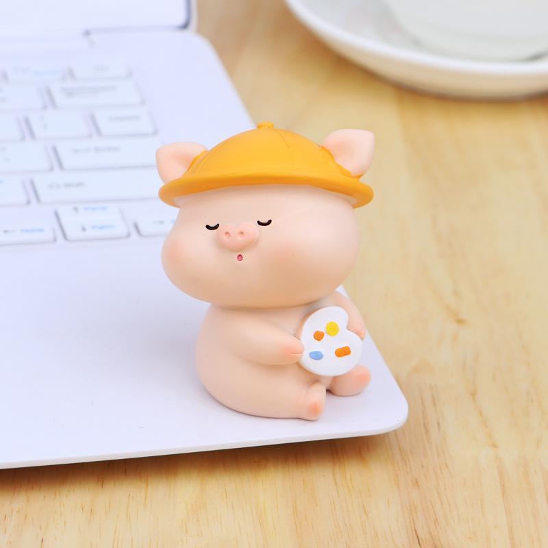 Creative Japanese Cute Pig Desktop Ornament for Car or Office