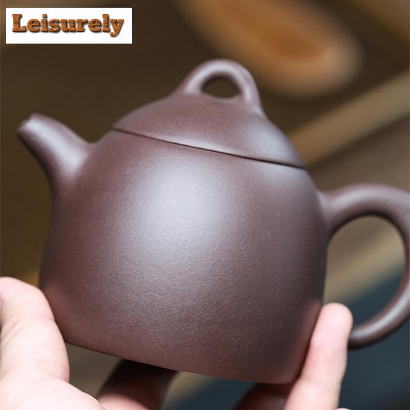 330 ml Klasyczne czajniczki z fioletowej gliny Yixing Ręcznie robiony garnek Qin Quan Surowa ruda Fioletowy czajnik błoto Chiński zestaw do herbaty Zisha Serwisy herbaciane Prezent