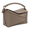 Loewe Bolso Pequeño de Piel de Becerro con Textura Puzzle para Mujer Color Topo A510P60XAW-3170