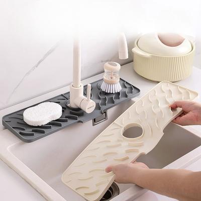 Wasserablaufmatte, Wellenförmiger Saugnapf, Silikon-Wasserhahn, Küchenspüle, Aufbewahrungsmatte, Waschbecken Auslaufsicher