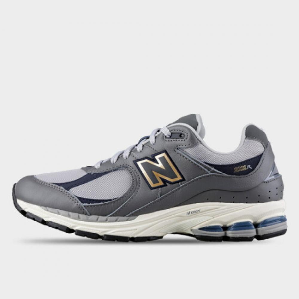 New Balance Men S woMen S 2002 SneakerS caStlerock Gray M2002rhp