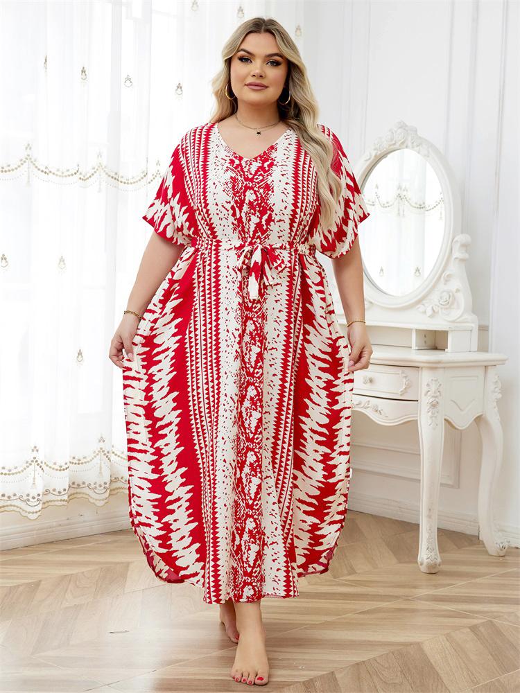 

EDOLYNSA 2024 Красный тай-дай V-образный вырез короткий рукав пояс плюс размер кафтан женское длинное пляжное платье повседневная пляжная одежда купальник накидка One Size красный