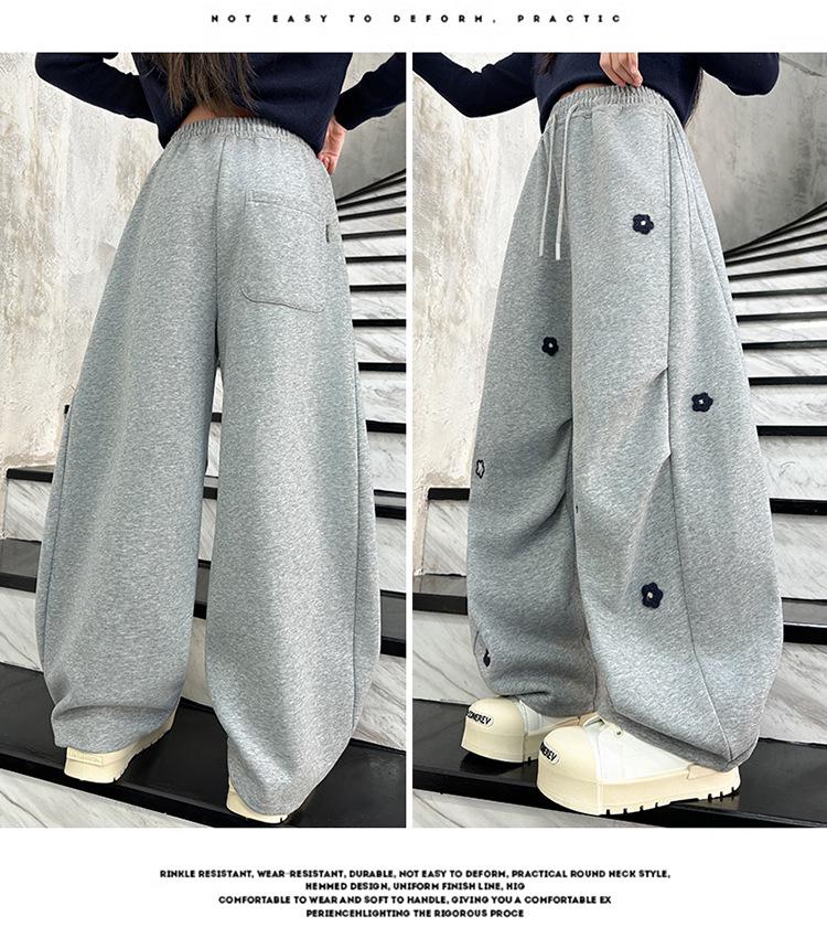 Stylowe spodnie dresowe dla dziewcząt na jesień 2025 z haftowanymi kwiatami