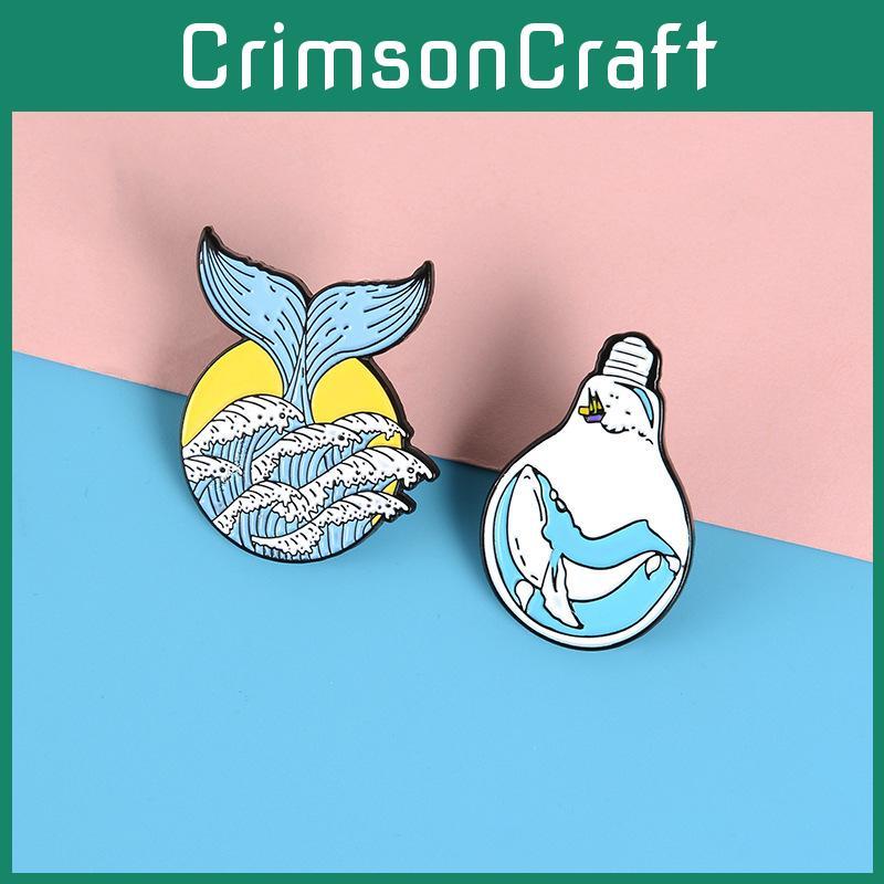 Adorable Cartoon Whale Animal Brooch Stylish Alloy Pin Unique Tail Design For Fashion