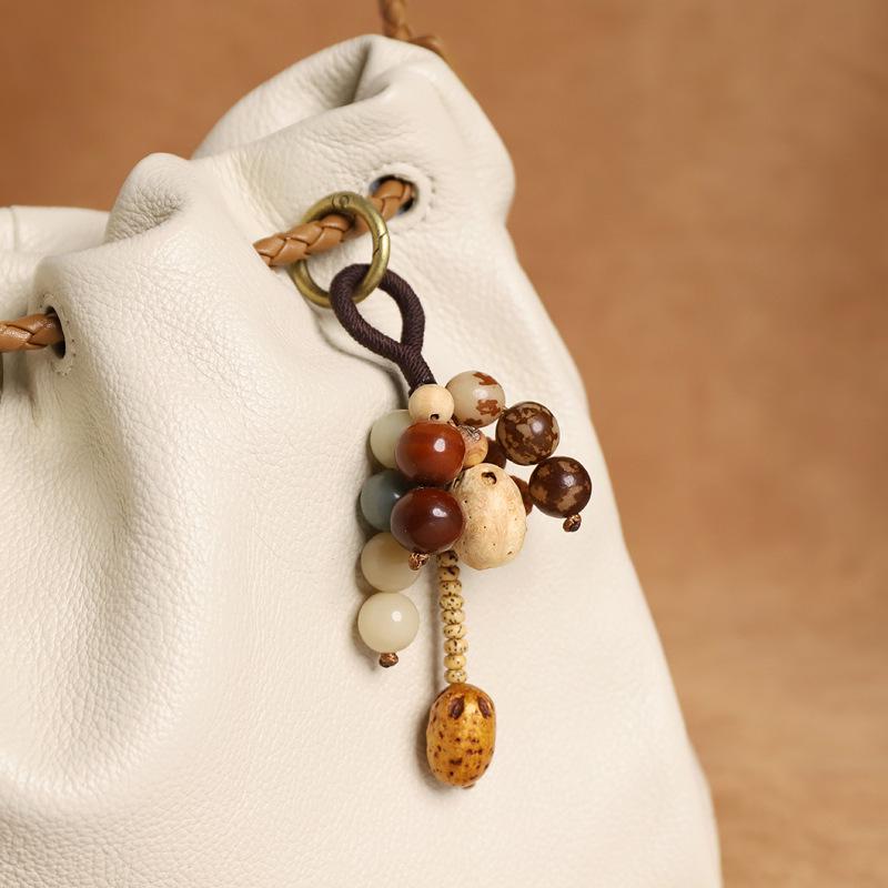 New Chinese-Style Red Bean Hand-Woven Bodhi Keyring Retro Car Pendant