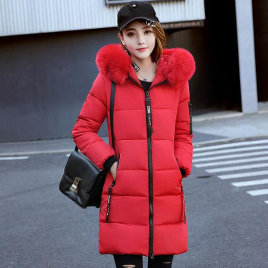 Women's Mid-Length 2024 Winter Cotton Coat with Large Fur Collar - European, American, and Korean Style, Plus Size, Thickened.