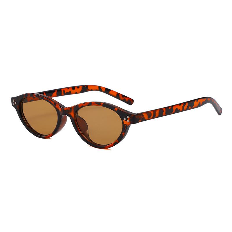 

Elegant Cat Eye Oval Sunglasses 2025 for Women – High-End European & American Fashion