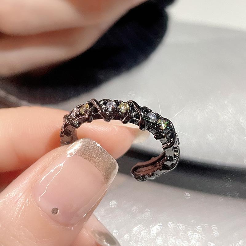 

Dark Personality Full Diamond Zircon Ring Niche Light Luxury Personality Index Finger Ring Set Temperament Jewelry Adjustable opening