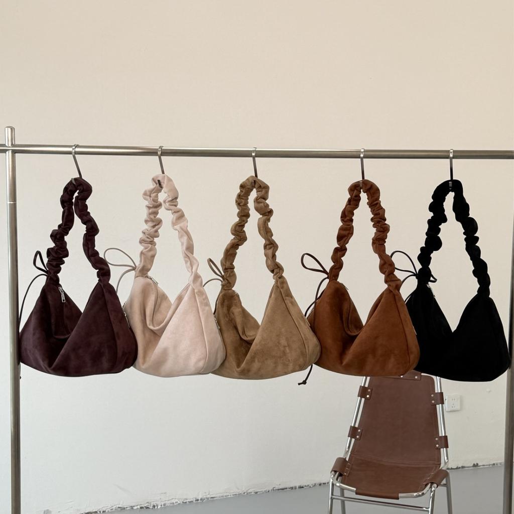 Korean retro single shoulder bag for women, lazy style, deerskin fleece drawstring shoulder strap, crossbody bag, large capacity underarm commuter bag