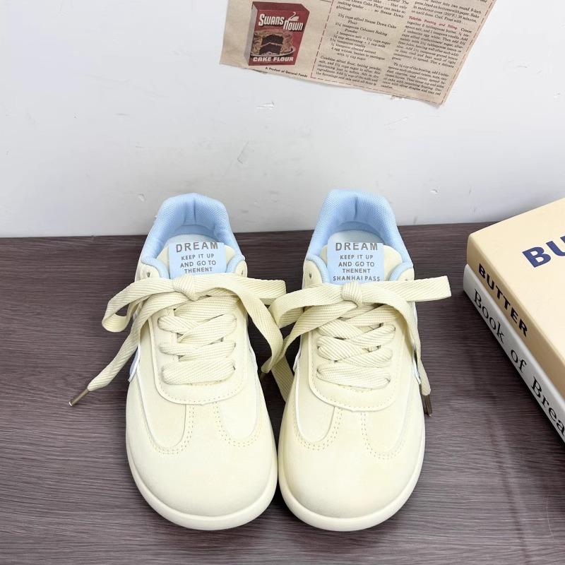 

Кеды с большой головой, немецкие тренировочные, маленькие белые туфли женские, 2025 новые весенне-осенние универсальные ретро кеды на платформе, повседневная спортивная обувь 40