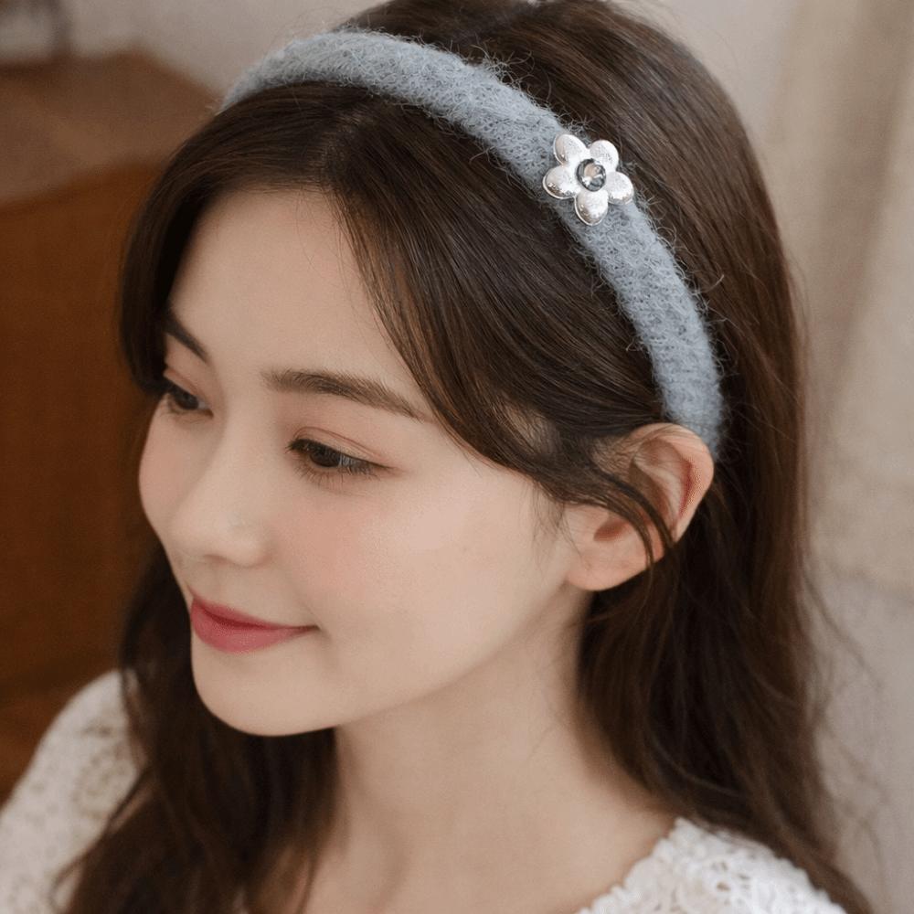 Korean Style Retro Headband Exquisite Non-Slip Flower Knitted Hair Band Vintage Headwear Thin Edge Hairband Lady