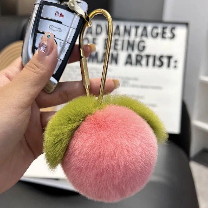 Cute Furry Grape Keychain High Quality Fluffty Fruit Keychain Kawaii Soft Fur Plush Peach Keyring Bag Pendant Custom Accessories
