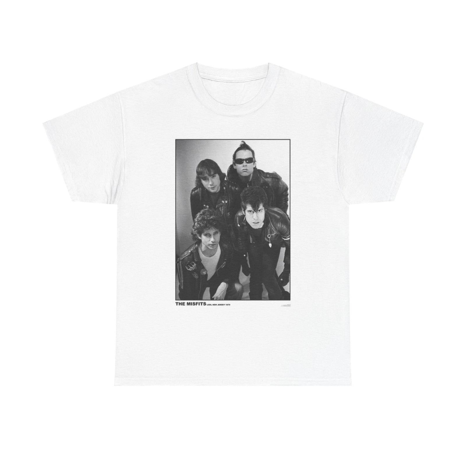 Men s and Women s T-shirts The Misfits Graphic XS