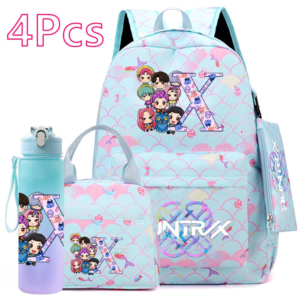 4 st/set 26 engelska bokstäver K-POP Tryckt Ryggsäck med Handväska Pennfodral 750 ml Vattenflaska för Tonåring Elev Pojke Flicka Stor Kapacitet Skolväska