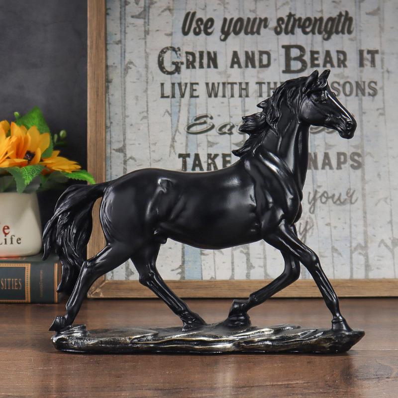 

Chinese-style vintage resin horse sculpture, home decoration for bedrooms, studies and office desks, art collectibles