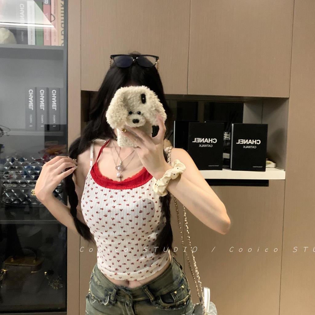 Dwuczęściowa damska koszulka na ramiączkach z kwiatowym wzorem i imitacją halter – modna, słodko-pikantna, dopasowana bluzka