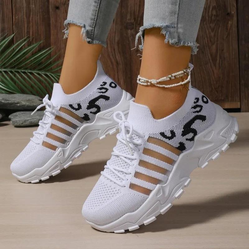 Fashion Platform Sneakers Thick Sole Breathable White Sports Shoes Women Sneakers Mesh Lace-up Fashion Outdoors Walking Shoes