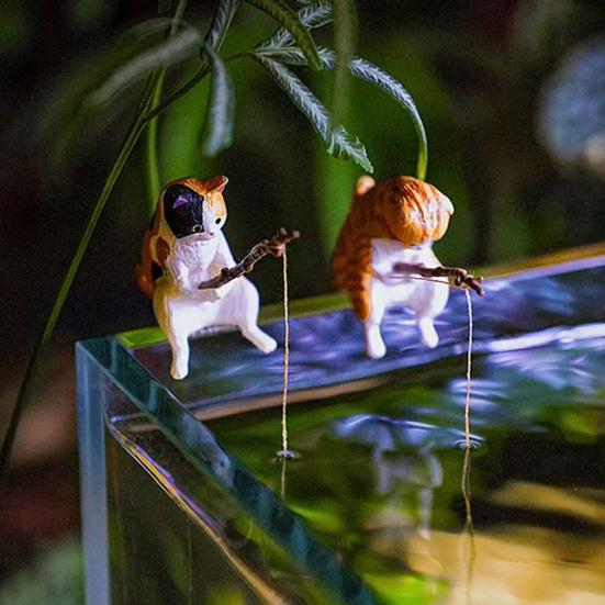 Fishing Kitten Statue Cartoon Cat Figurine Collectible Resin Miniature Cat Sculpture for Fish Tank Micro Landscape Aquarium Decor