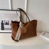 Fashion and leisure large-capacity tote bag women's 2026 new retro student class commuting shoulder bag