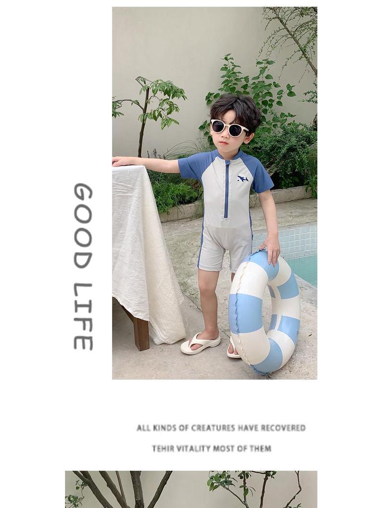 Boys' Cute Shark Short-Sleeve Sun Protection Swimsuit - Quick-Dry Beach Outfit for Summer
