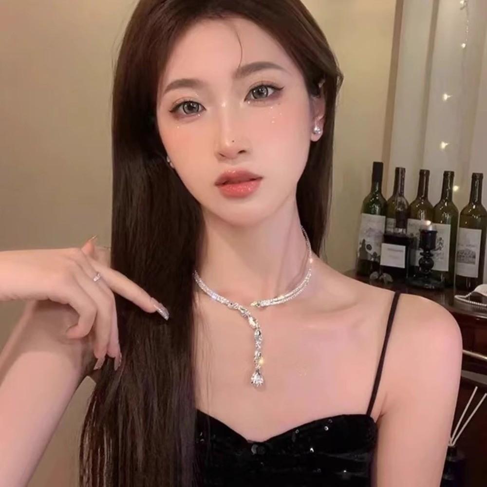 Sparkling Zircon Rhinestone Choker Water Drop Women Neck Jewelry Elegant Crystal Necklace Gifts