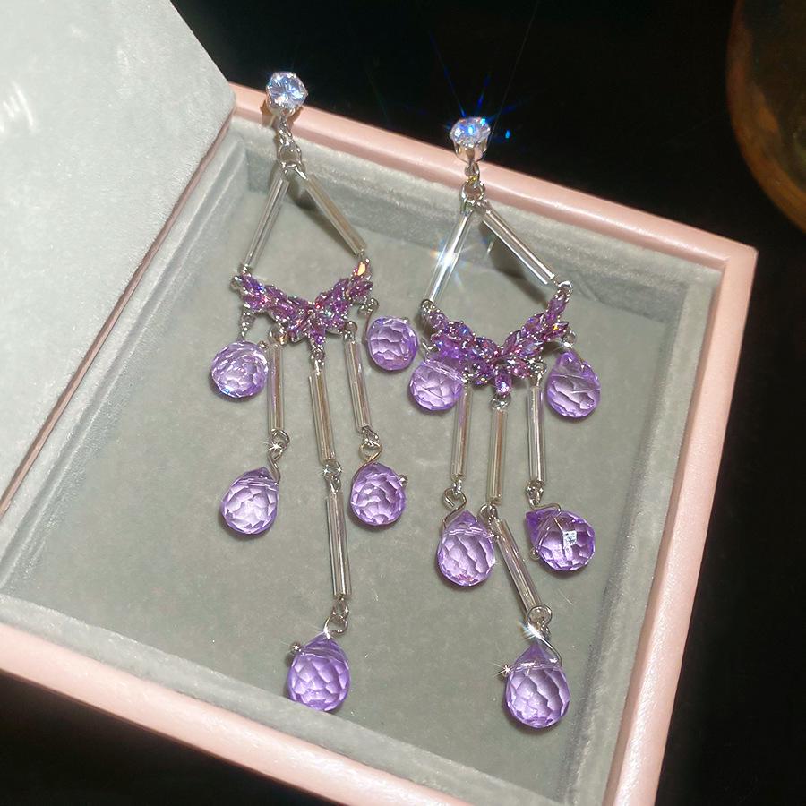 

Сережки-пусети Серце з цирконієм та стразами Срібна голка - Дизайн високої моди