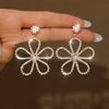 Full diamond trendy sweet and cute hollow out high-quality flower earrings and earrings with accessories