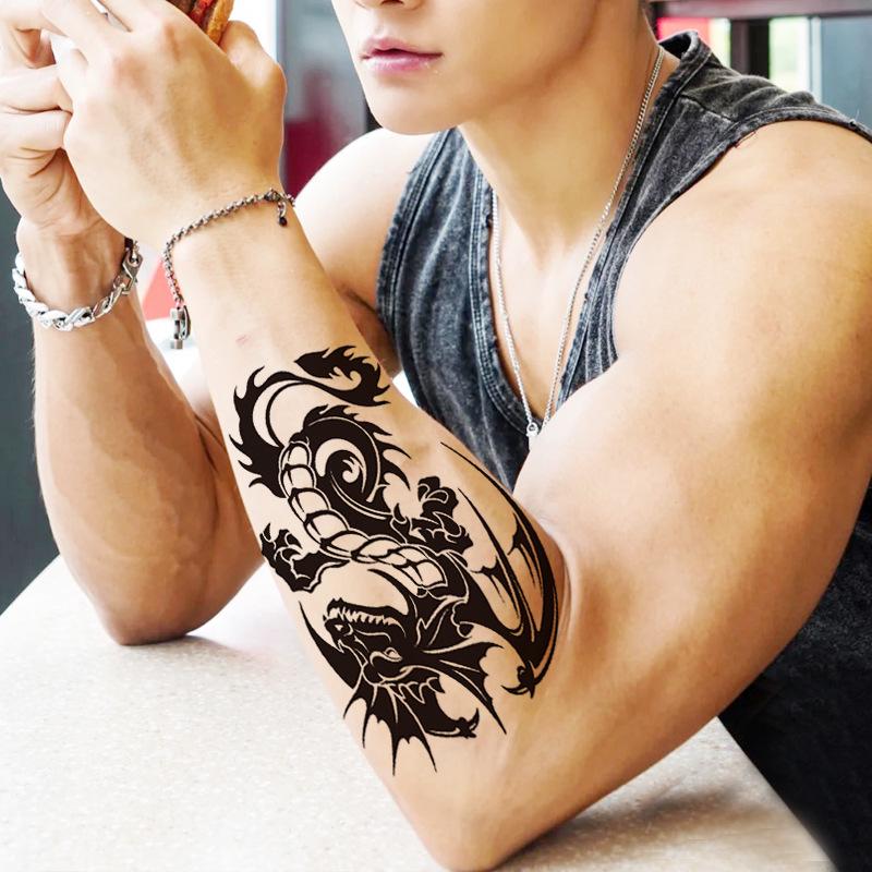 Set mic de tatuaje autocolante totem și simbol impermeabile pentru antebraț