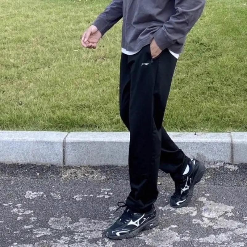 Li Ning Badminton Series Comfortable Fleece Warm Cotton Polyester Knitted Sports Pants Unisex bottoms YZMB13-2