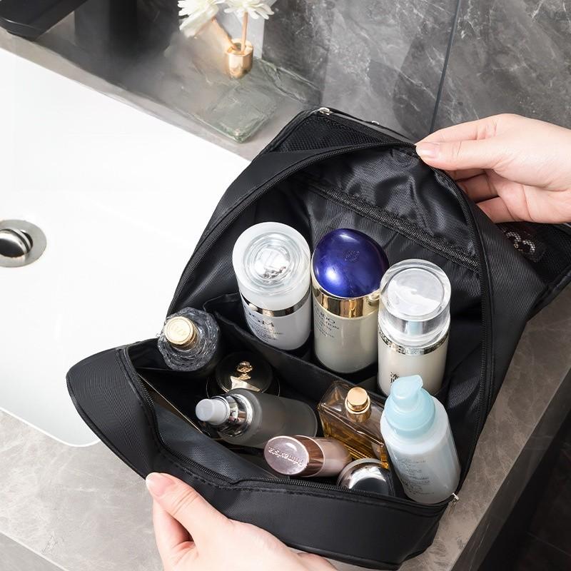 Travel Toiletry Bag Organizer With Waterproof Oxford Fabric For Men And Women